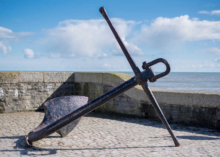 large anchor in lyme regis large anchor in lyme regis